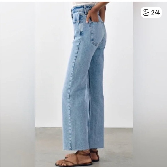 Zara High Waisted Straight Jeans - Picture 3 of 7